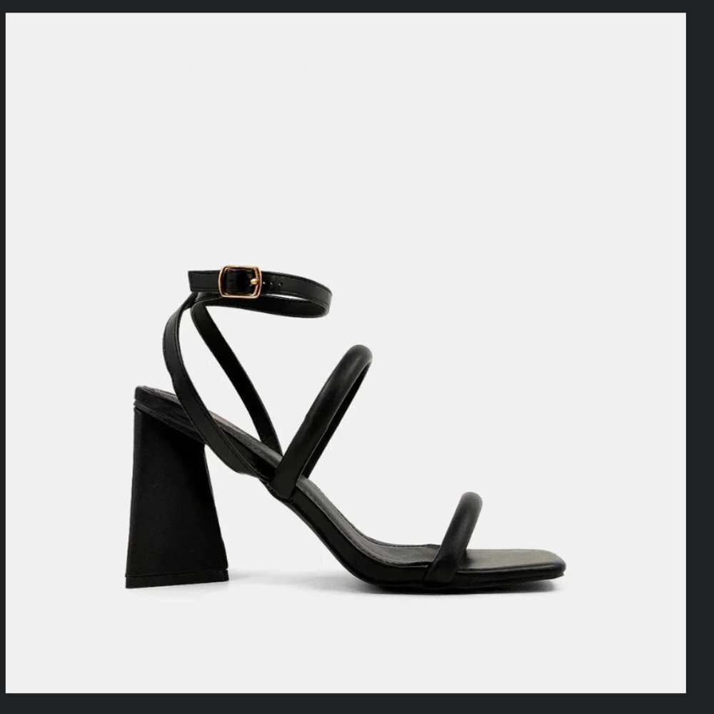 Evangeline Heel
